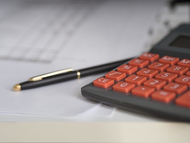 お金の見える化で無理のない資金計画を立てる